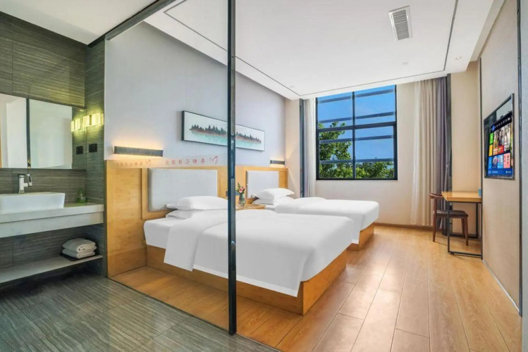 Chundu Huayu Hotel