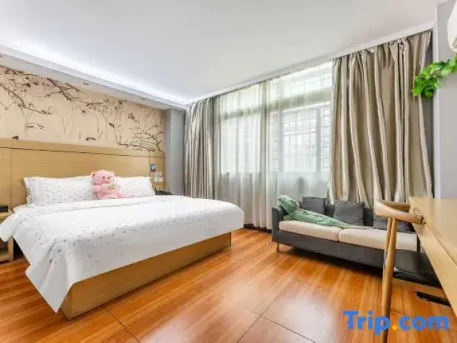 Xinlong Hostel