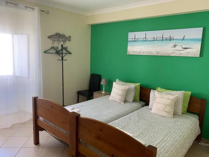 Standard Twin room with city view