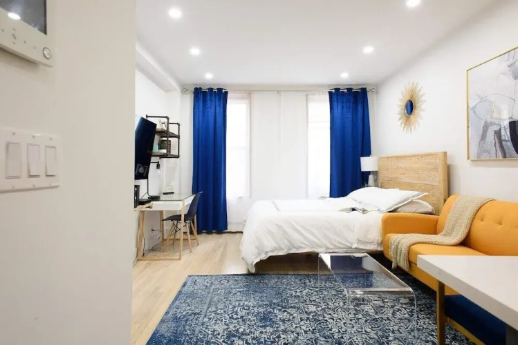 1597 New York Apt