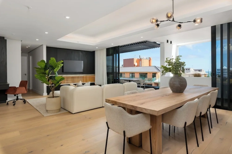 Grand Apartment with balcony