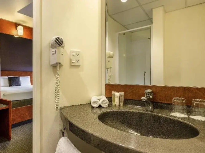Standard Sextuple room