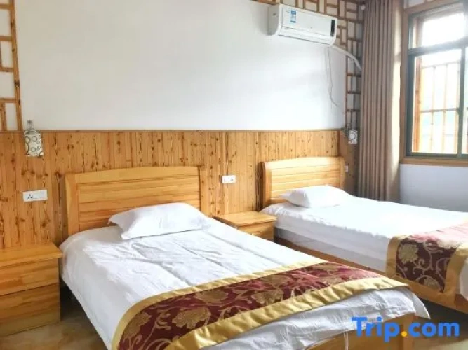 Standard room with river view