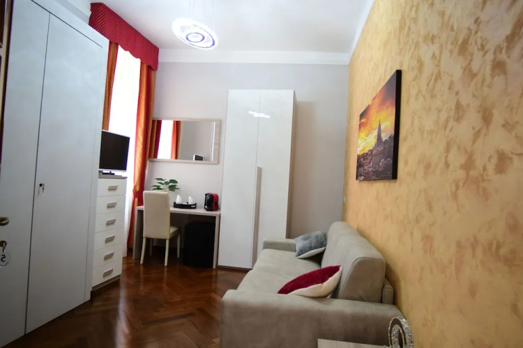 Royal Termini-NEW