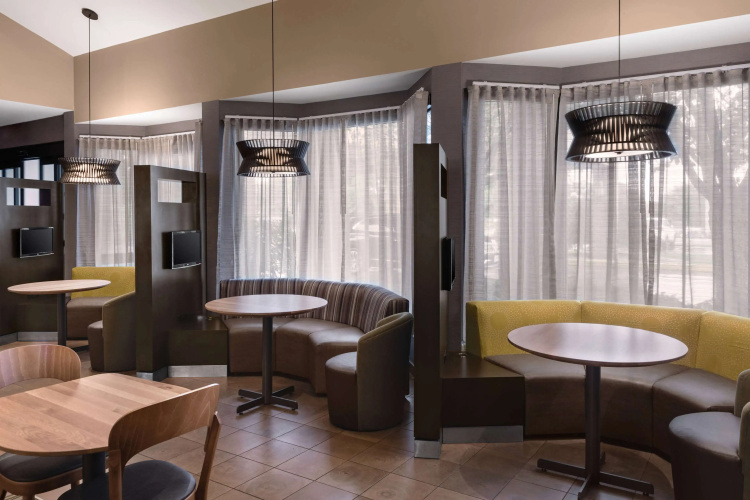 Sonesta Select Newport Middletown Hotel