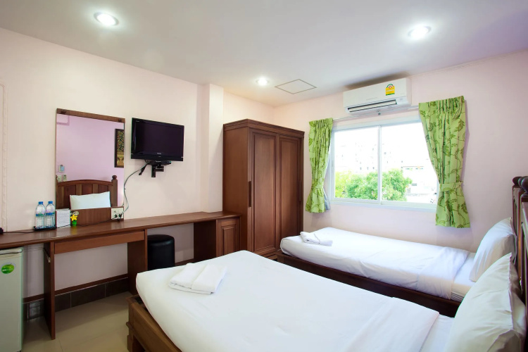 Baan Sutra Guesthouse