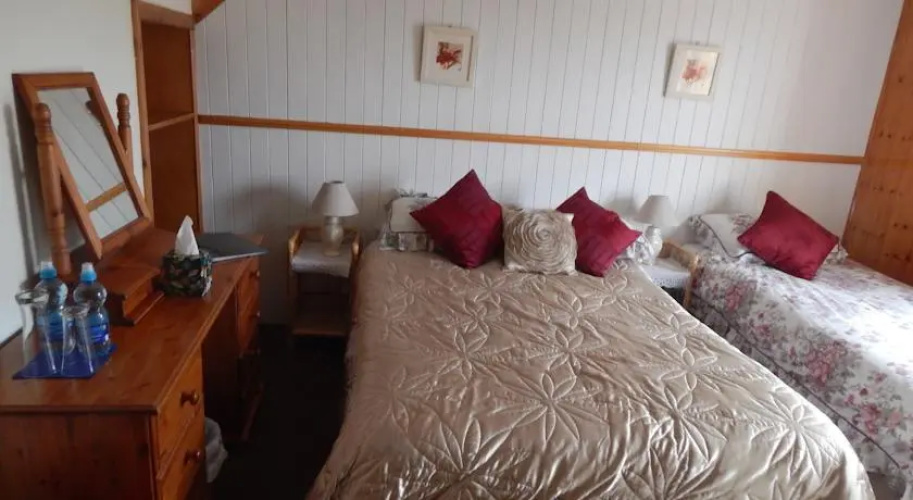 The Olde Castle B&B