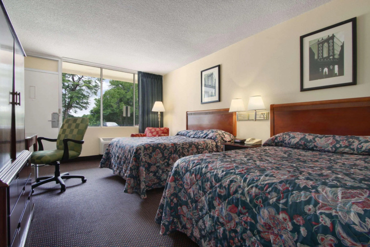Super 8 By Wyndham Dover