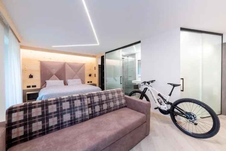 Suite with mountain view
