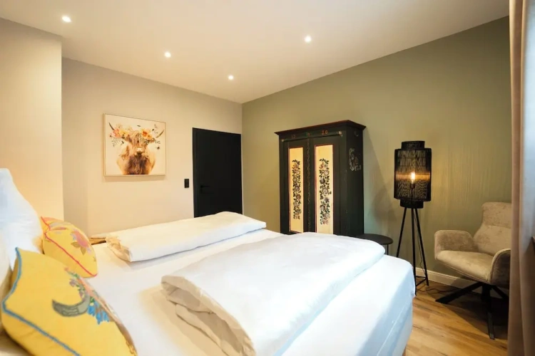 Standard Double room with view