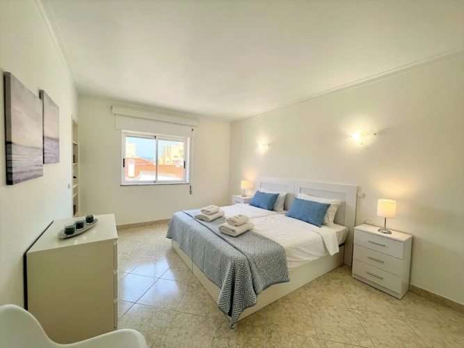 2 Bedrooms Apartment with balcony
