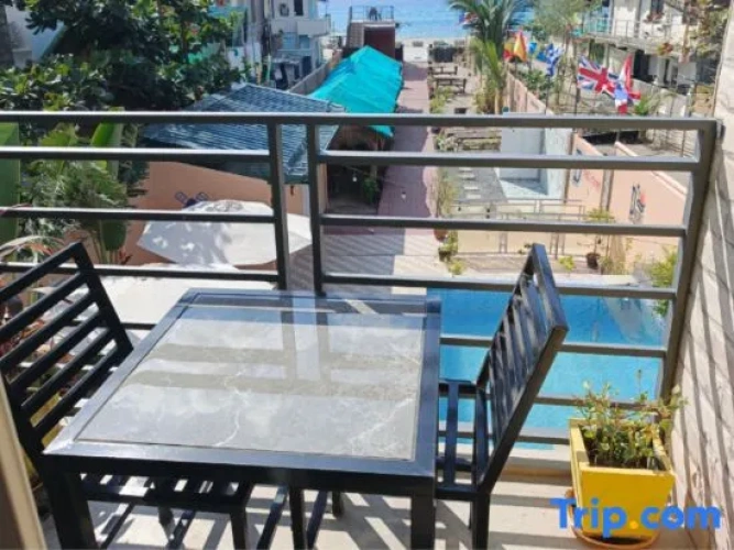 Standard Quadruple room with balcony