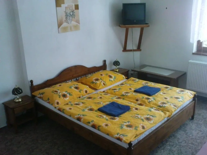 1 Bedroom Economy Apartment