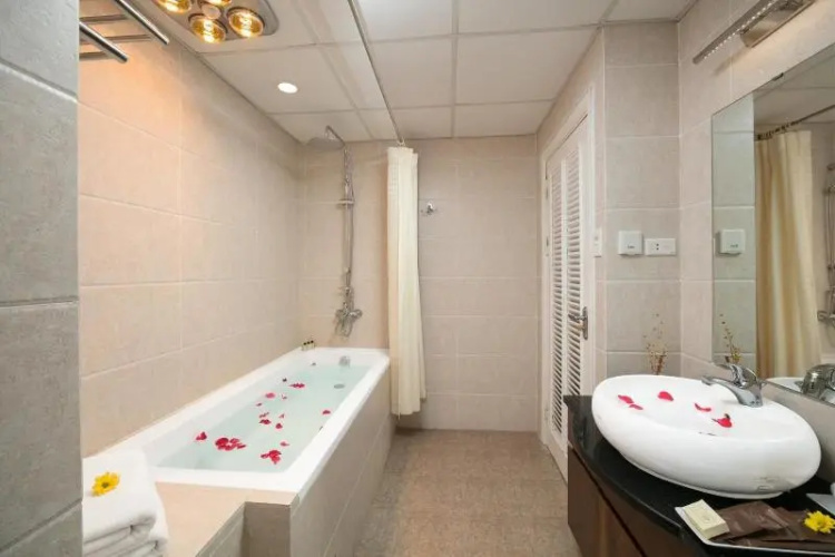 Poonsa Cau Giay Apartment
