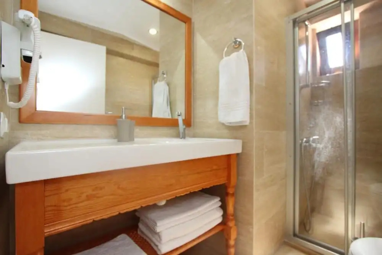 Ayka Otel