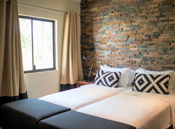 Premier Twin room with balcony
