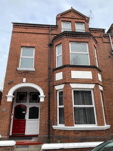 Isuites - Newcastle-under-Lyme