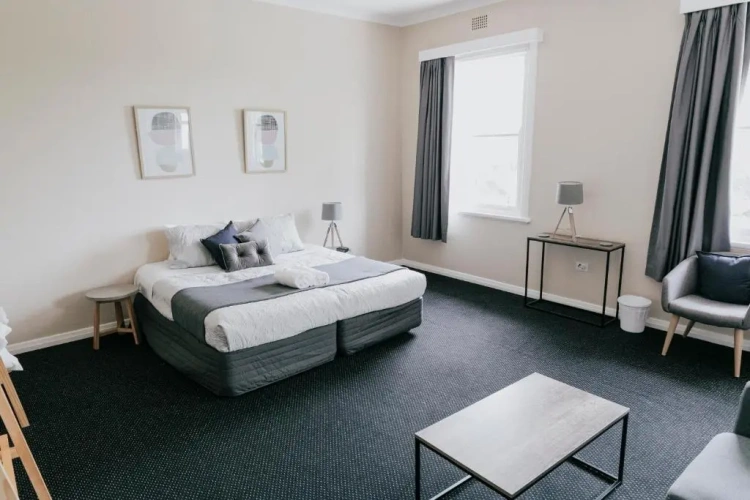 Deluxe Double Suite