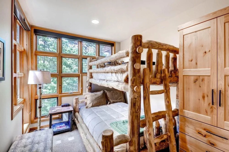 River Glen  106c 2 Bedroom Condo by RedAwning