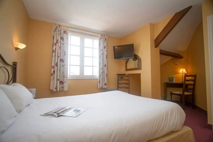 Logis Hôtel & Restaurant L’Ermitage