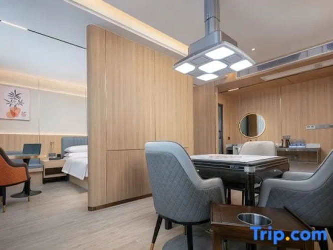 Deluxe Double Suite