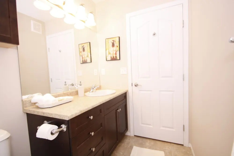Hampton 3bd 2br near Airport