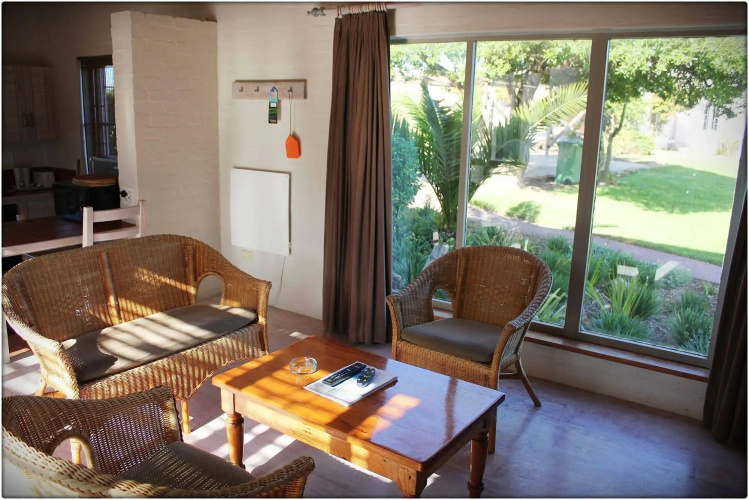 Blue Bay Lodge
