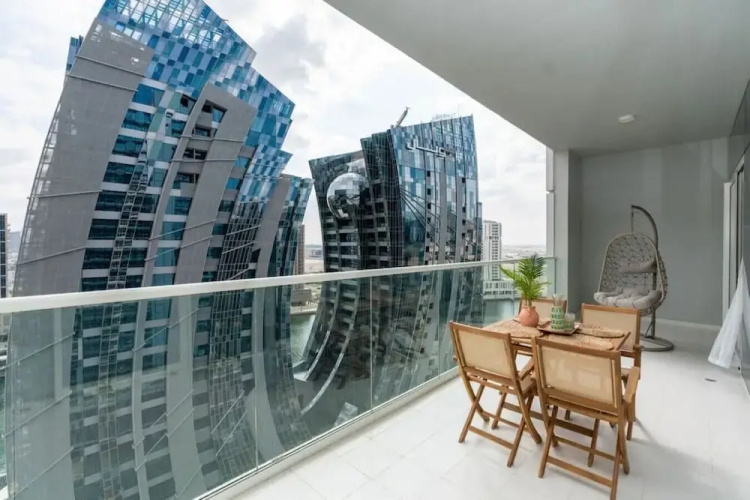 Sparking 2 BR at Vera Residences