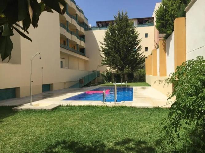3 Bedrooms Apartment