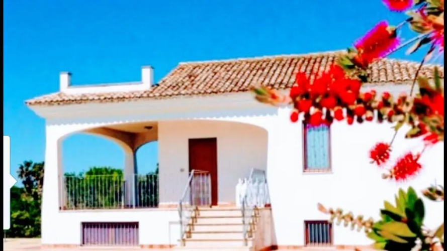 VILLA RAFAEL CON Piscina, IUN P4098