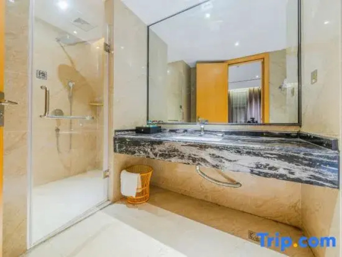 Zhongshan Randa Plaza Rezen Select Hotel