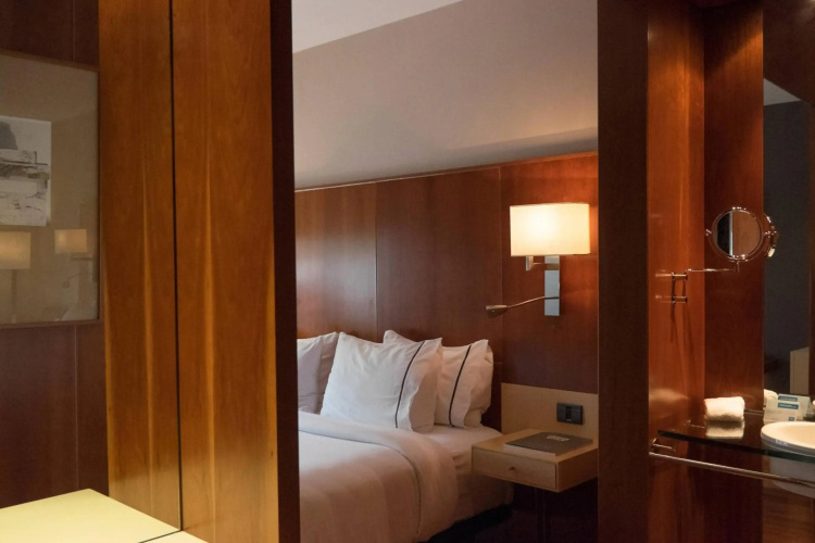 M Hotel Jakarta