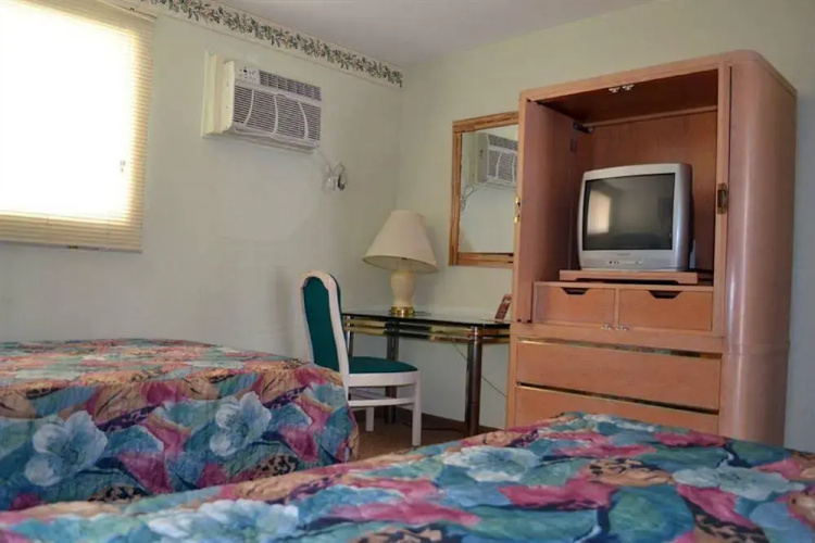 Diamond Crest Motel