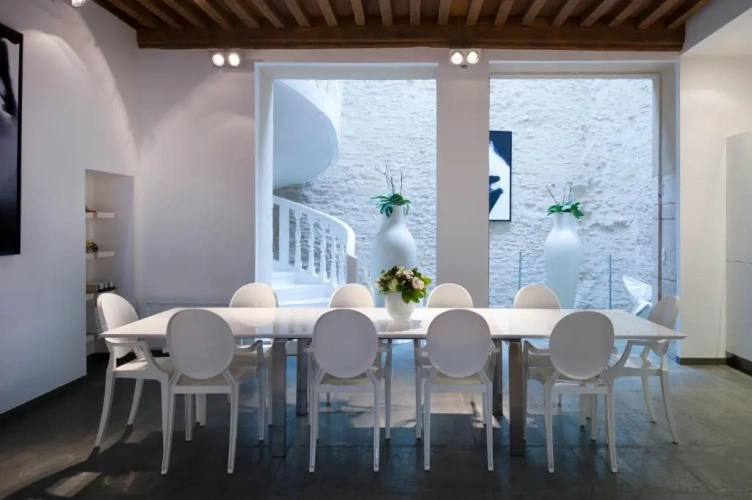 3 Bedrooms Cottage