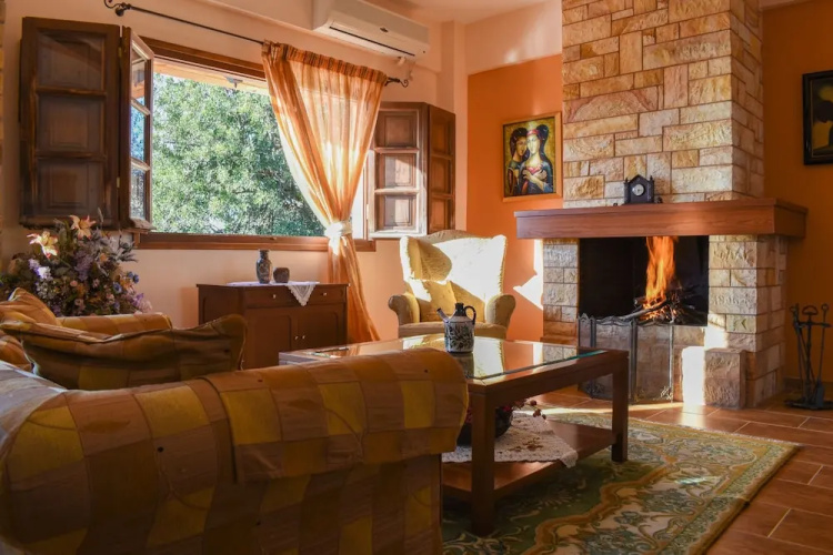 Charming seaview villa amid the olive groves