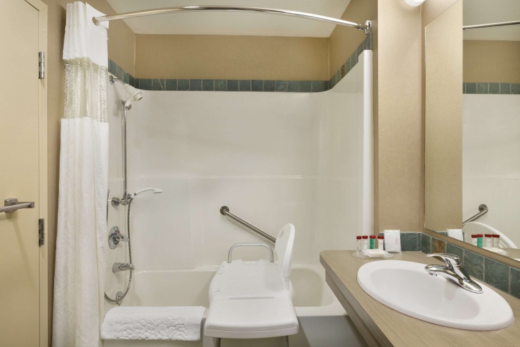 Ramada by Wyndham Nanaimo photo 10
