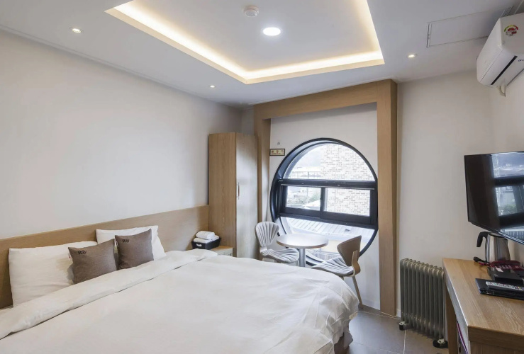 Ray Tourist Hotel