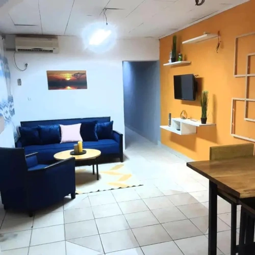 2 Bedrooms Cottage