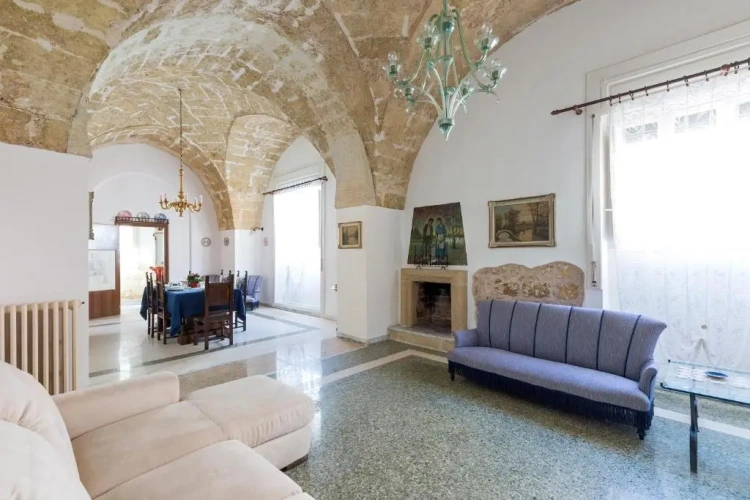 2 Bedrooms Cottage