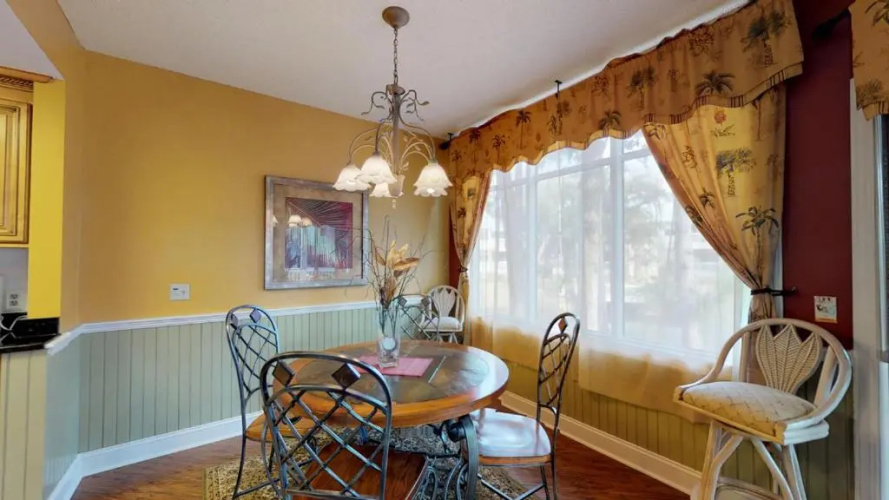 614 Barrington Park
