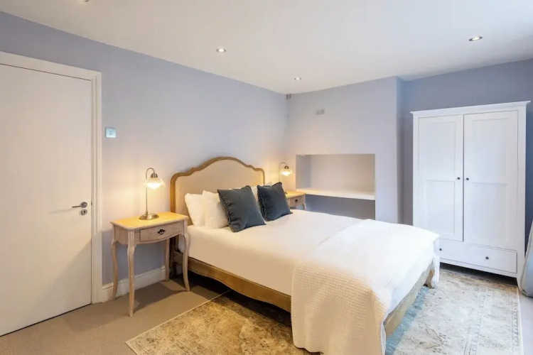 Two Bed Notting Hill Gem