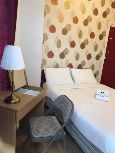 Lyon House Hotel