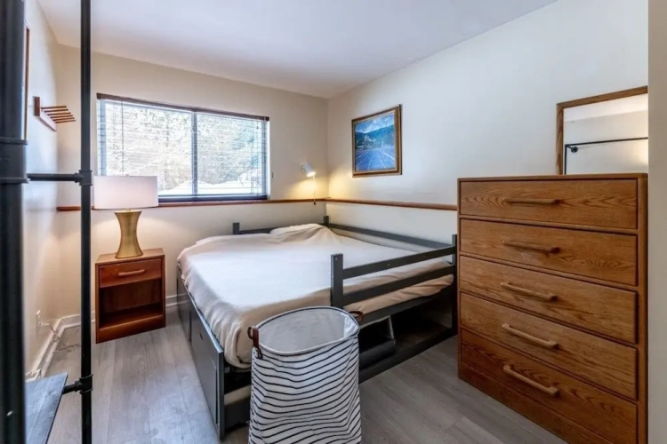 4 Bedrooms Standard room