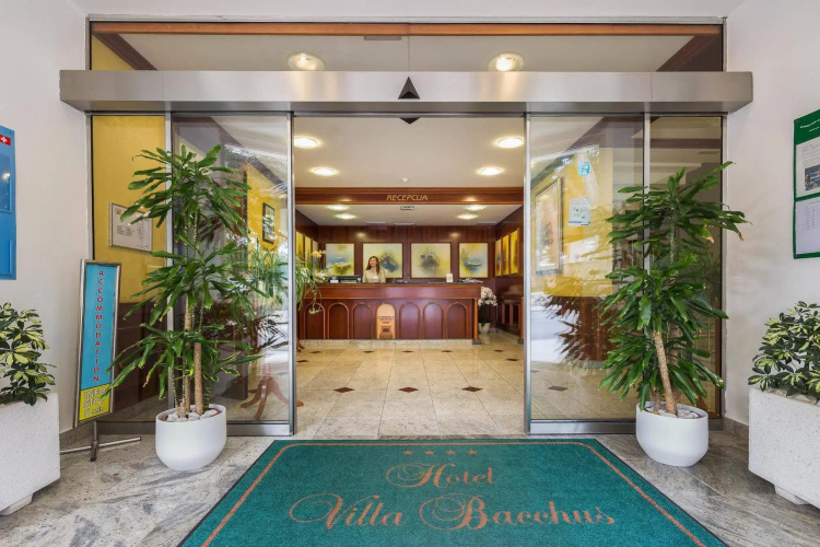 Hotel Bacchus