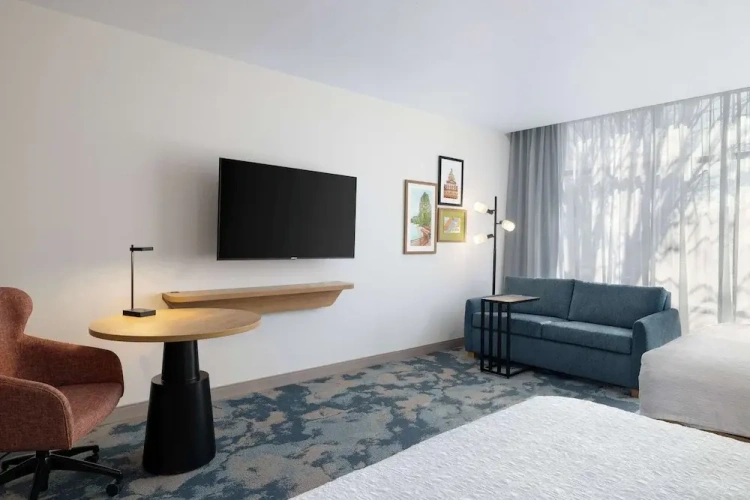 Quadruple Suite