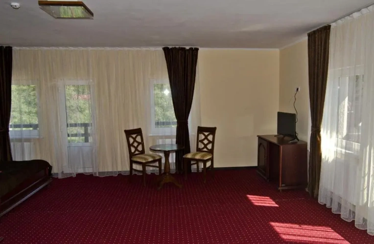 2 Bedrooms Suite with balcony