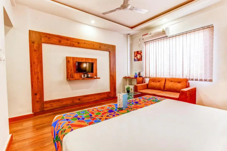 Fabhotel Vista Suites