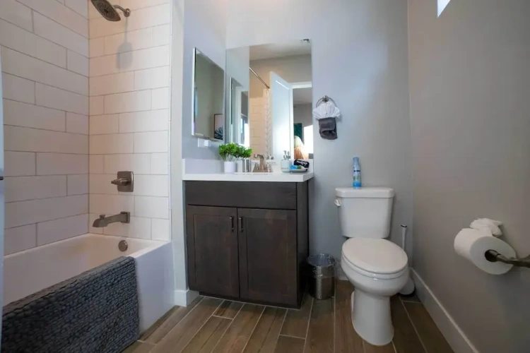 3 Bedrooms Cottage