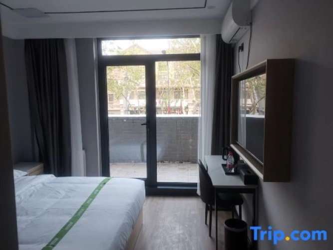 Standard Double room with view