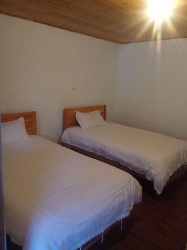 Longmen HostelOver view